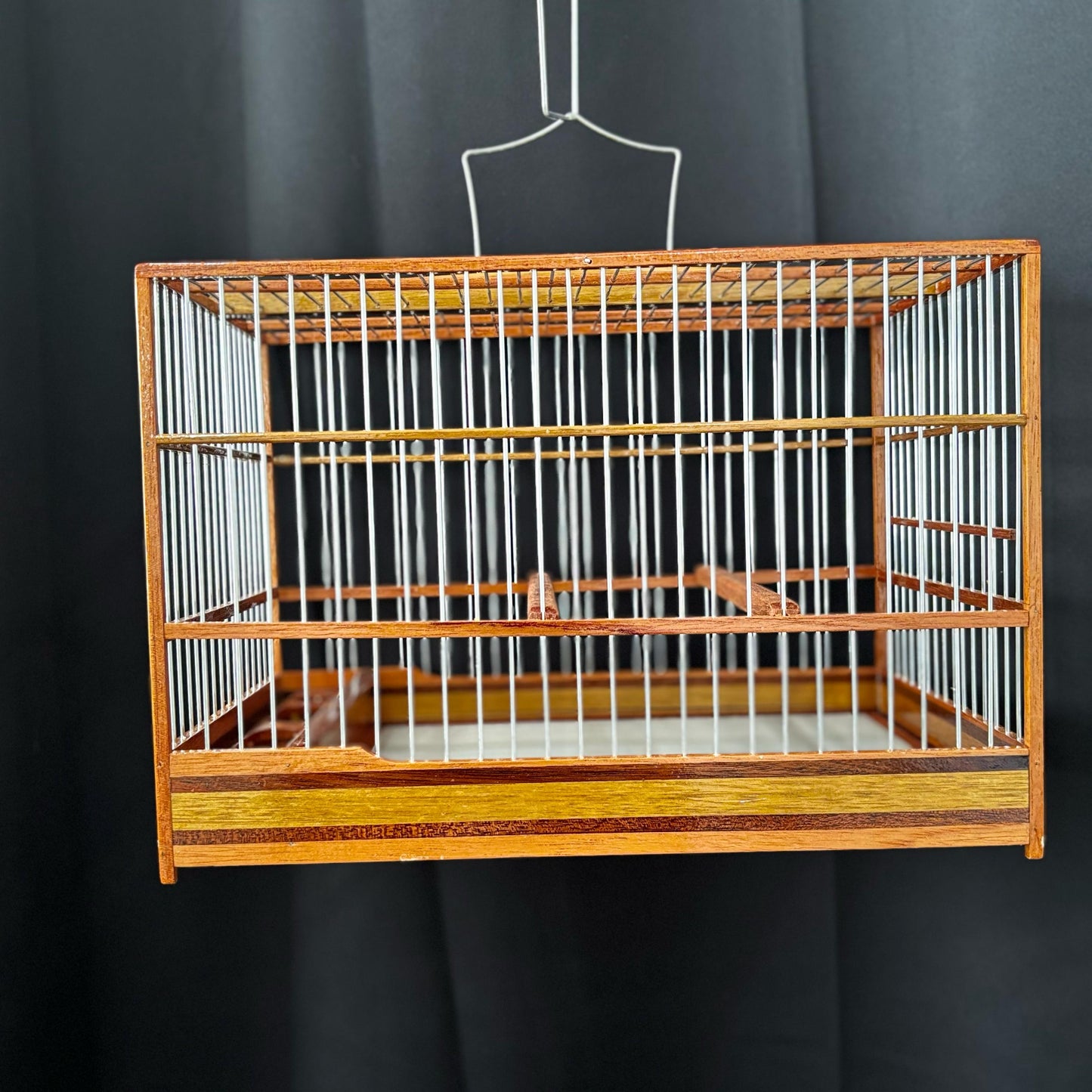 24x15 cedar multi stripe cage