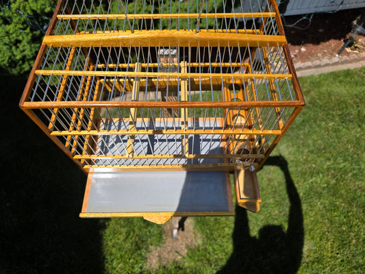 Yellow/Chocolate Cedar Bird Cage